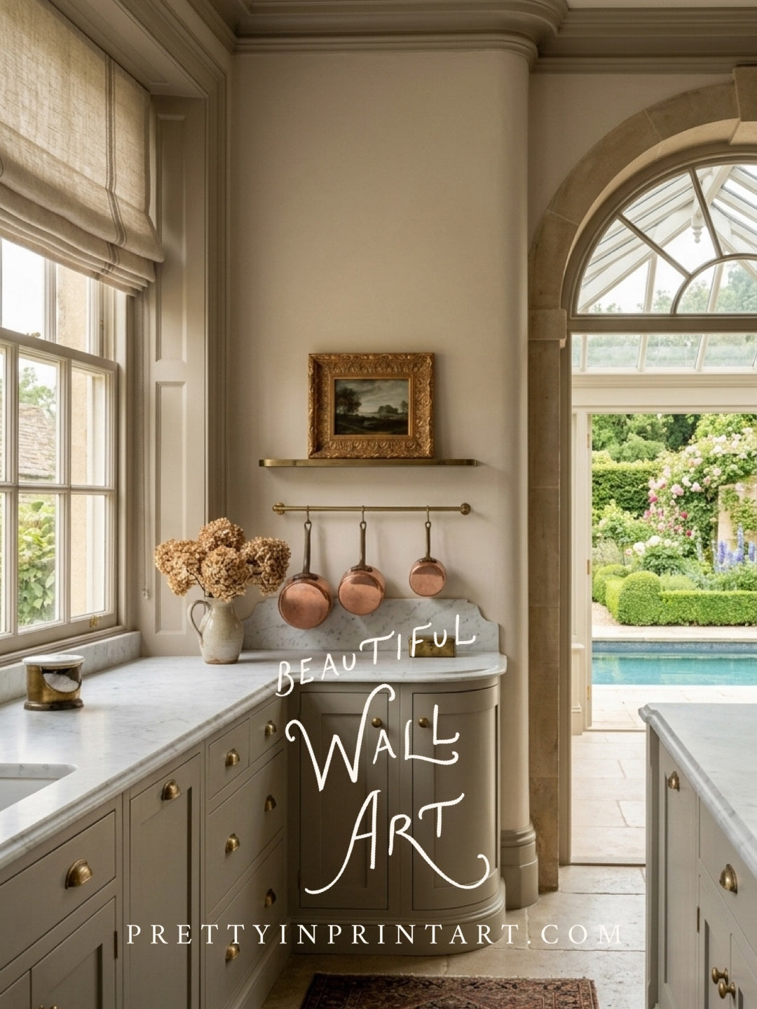 Ornate Gold Frame, Vintage Style | 001