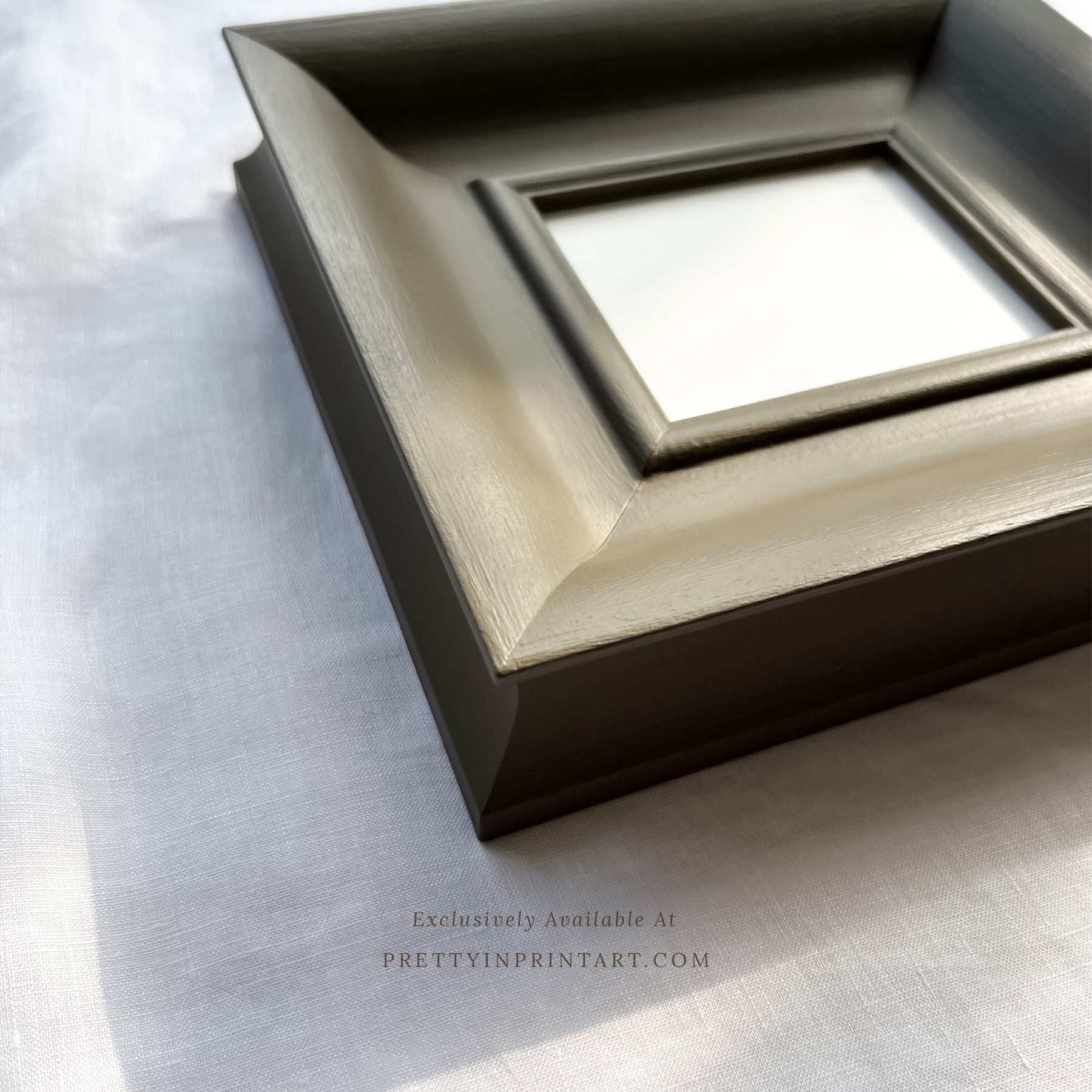 Framed vintage art prints in classic picture frames, Traditional vintage art with ornate frame, Classic wall art with antique-style picture frame, Vintage prints in old-fashioned frames for home decor, Where to buy vintage-style art with classic frames, E