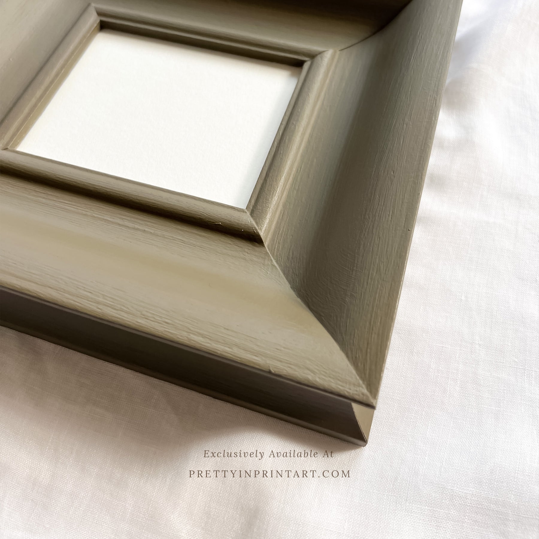 Framed vintage art prints in classic picture frames, Traditional vintage art with ornate frame, Classic wall art with antique-style picture frame, Vintage prints in old-fashioned frames for home decor, Where to buy vintage-style art with classic frames, E