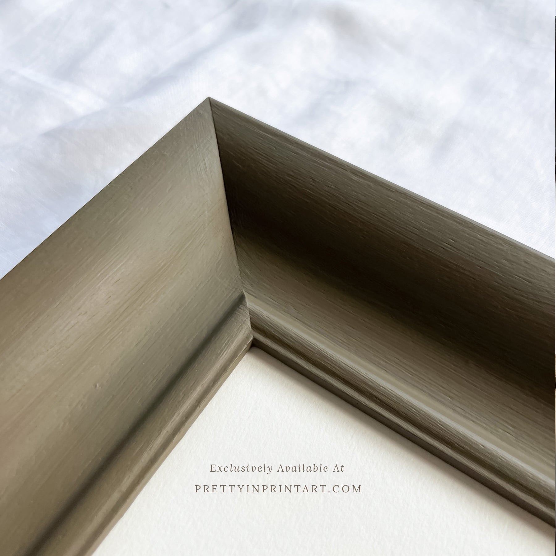 Framed vintage art prints in classic picture frames, Traditional vintage art with ornate frame, Classic wall art with antique-style picture frame, Vintage prints in old-fashioned frames for home decor, Where to buy vintage-style art with classic frames, E