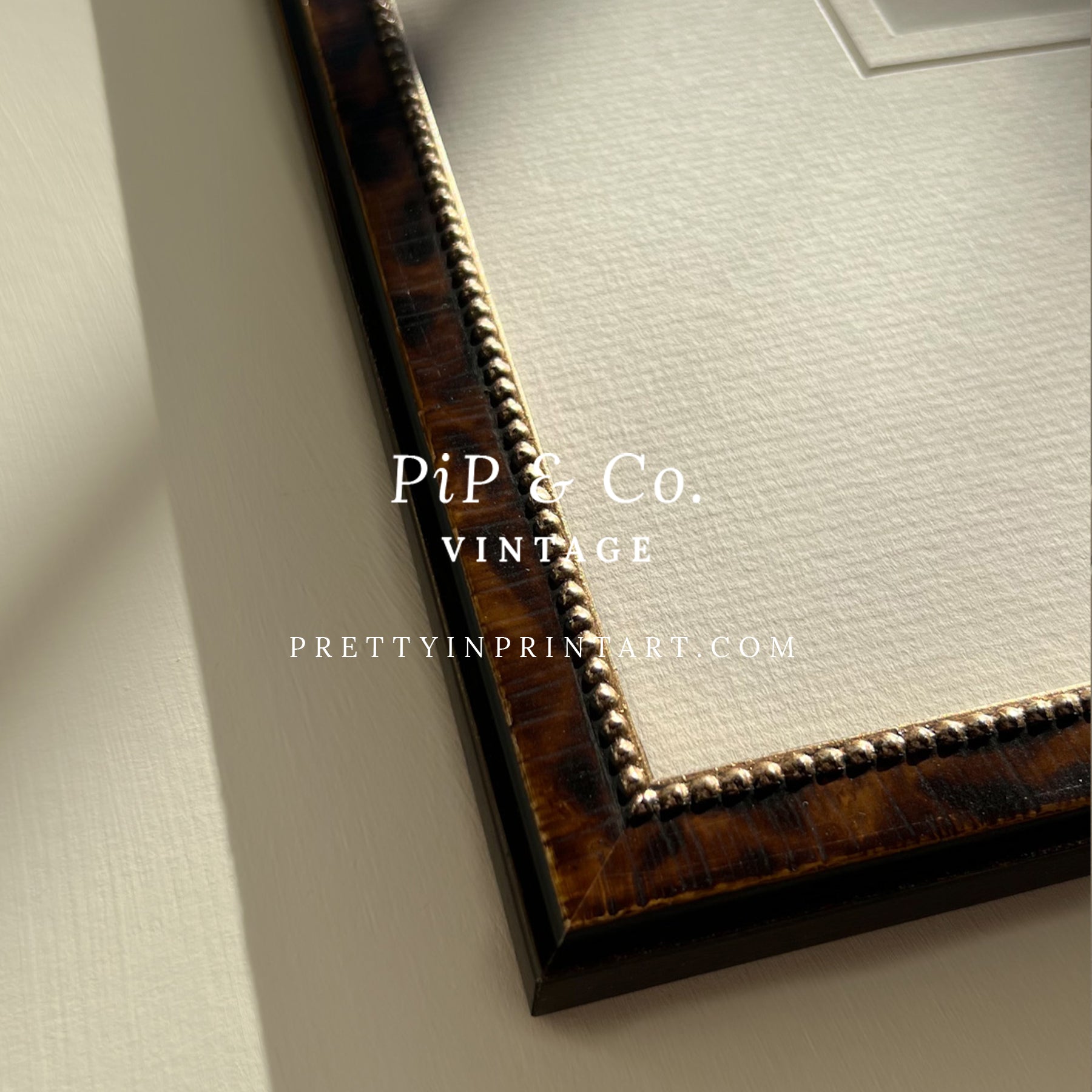 Framed vintage art prints in classic picture frames, Traditional vintage art with ornate frame, Classic wall art with antique-style picture frame, Vintage prints in old-fashioned frames for home decor, Where to buy vintage-style art with classic frames, E