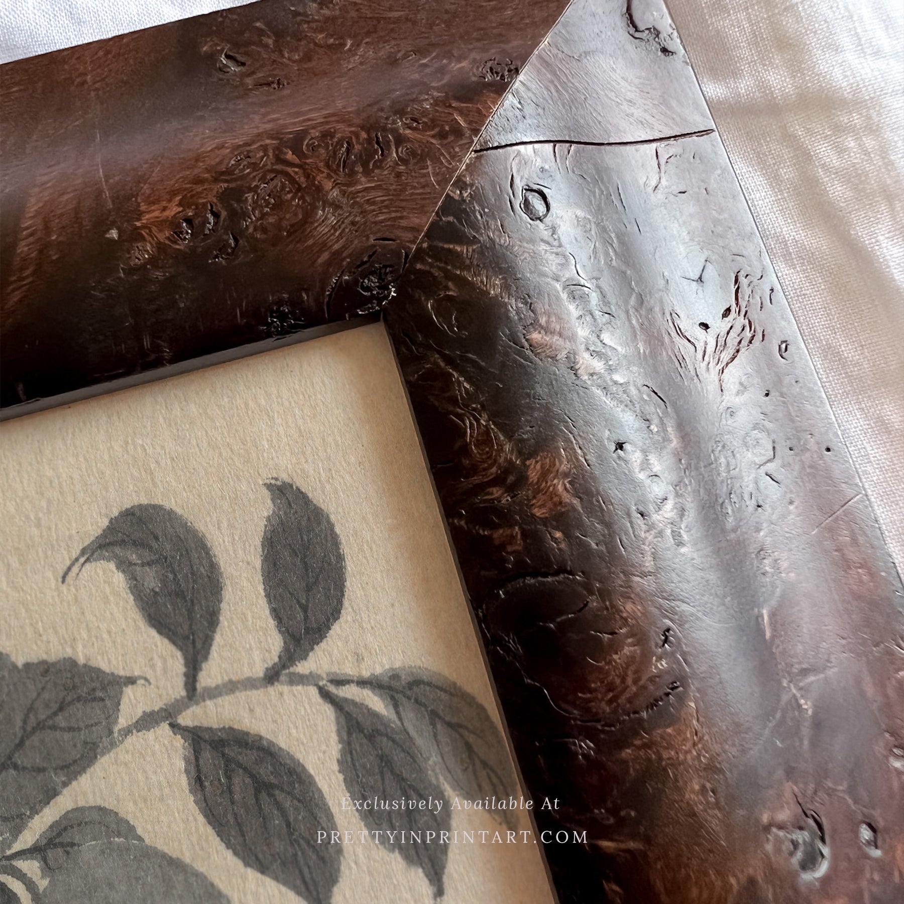 SOLD OUT — Vintage Walnut-style Frame | 10472 (UK ONLY)