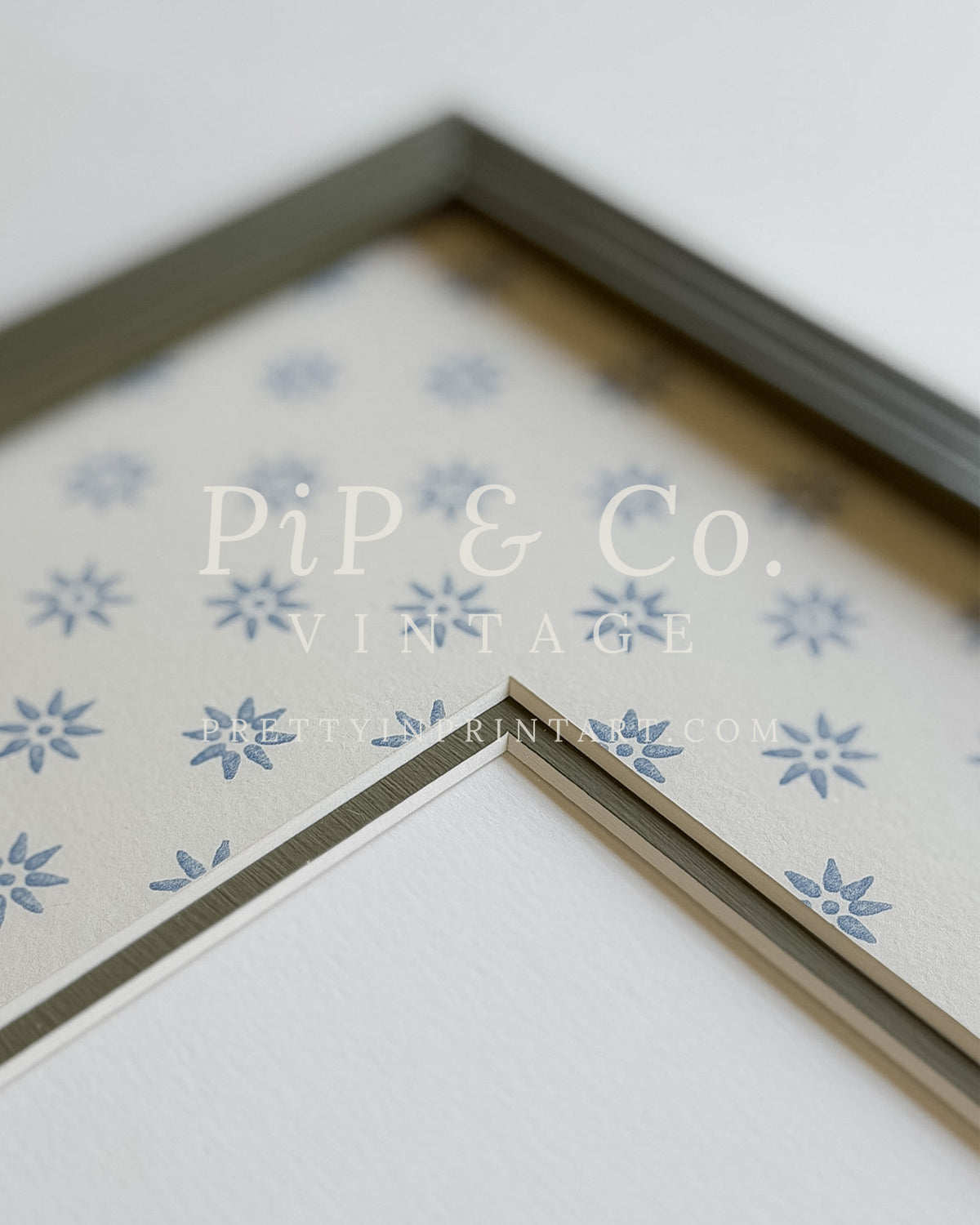 Dark Green Hand Painted Frame | Wallpapered Mount (SW9+M18)
