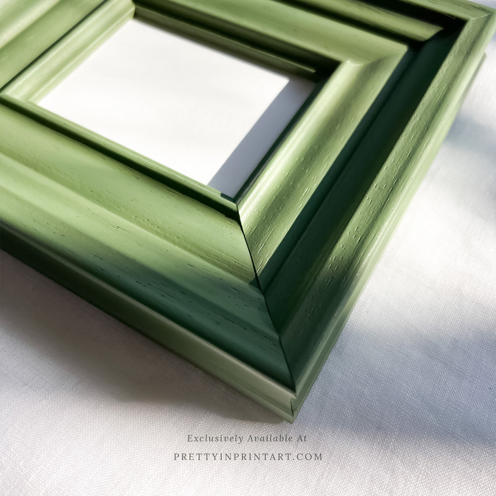 Hand Painted Frame | GR-10923 (UK ONLY)