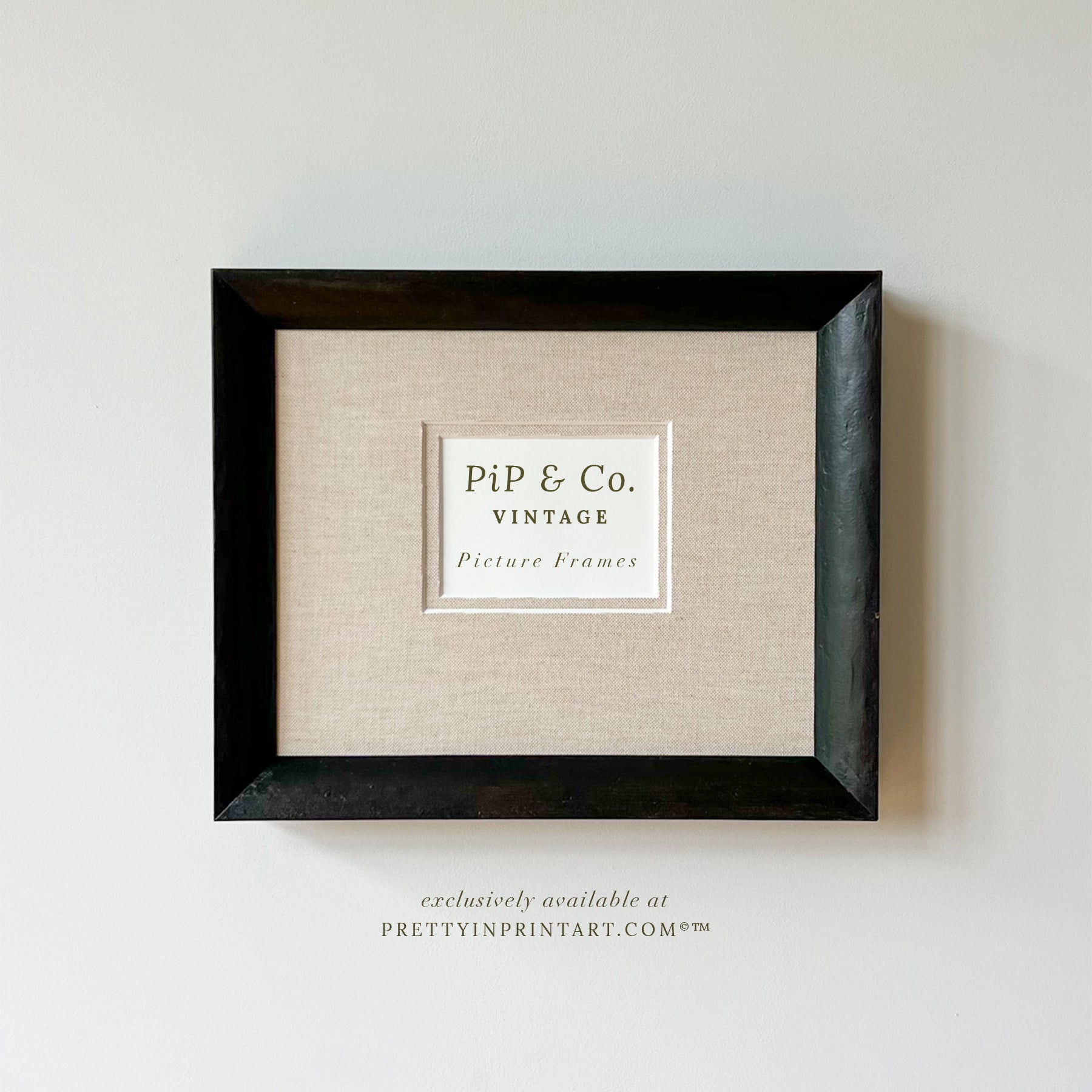 Vintage inspired picture frames for gallery wall ideas and classic antique style interiors