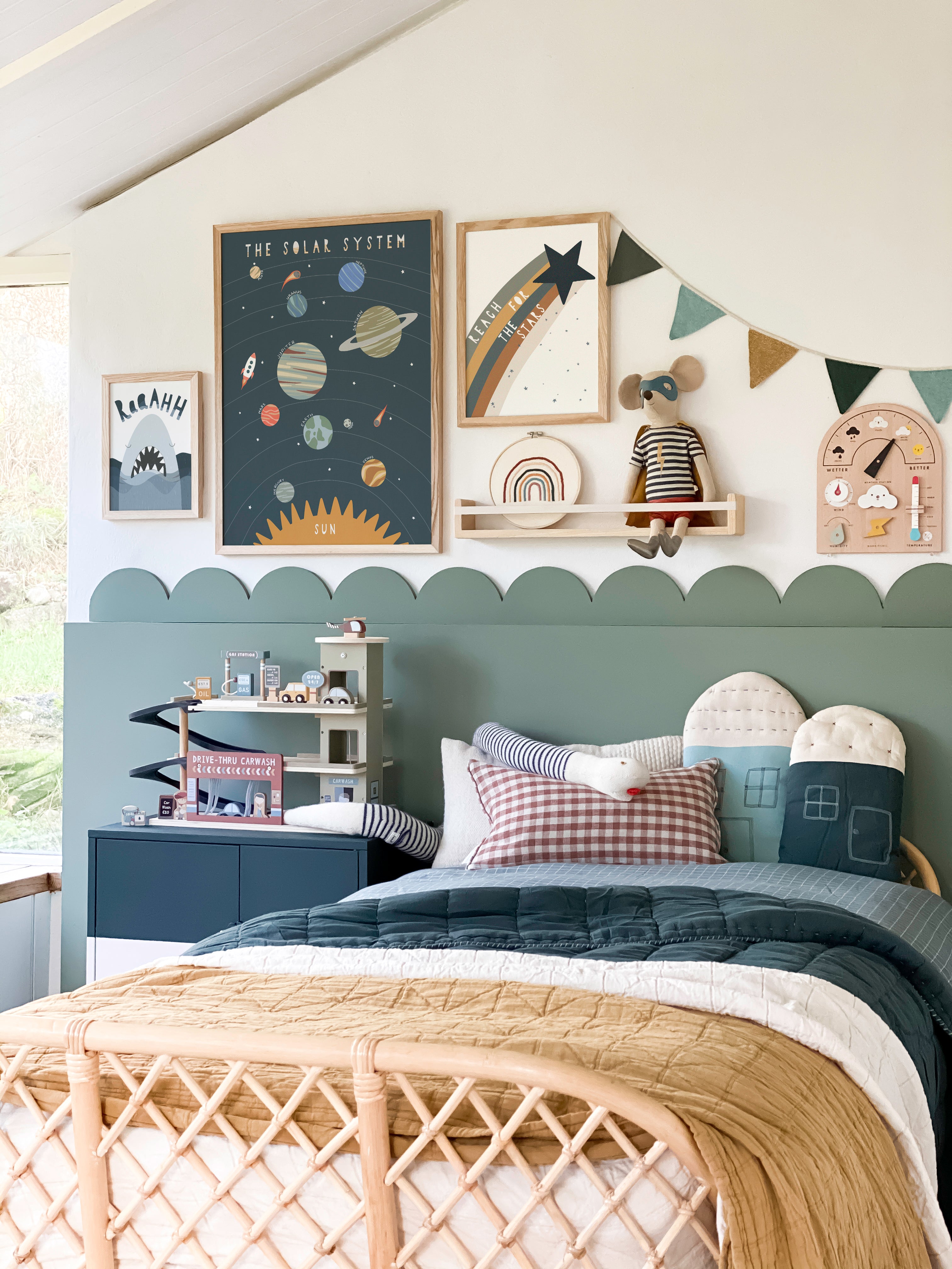 Reach for the Stars Quote - Navy |  Unframed